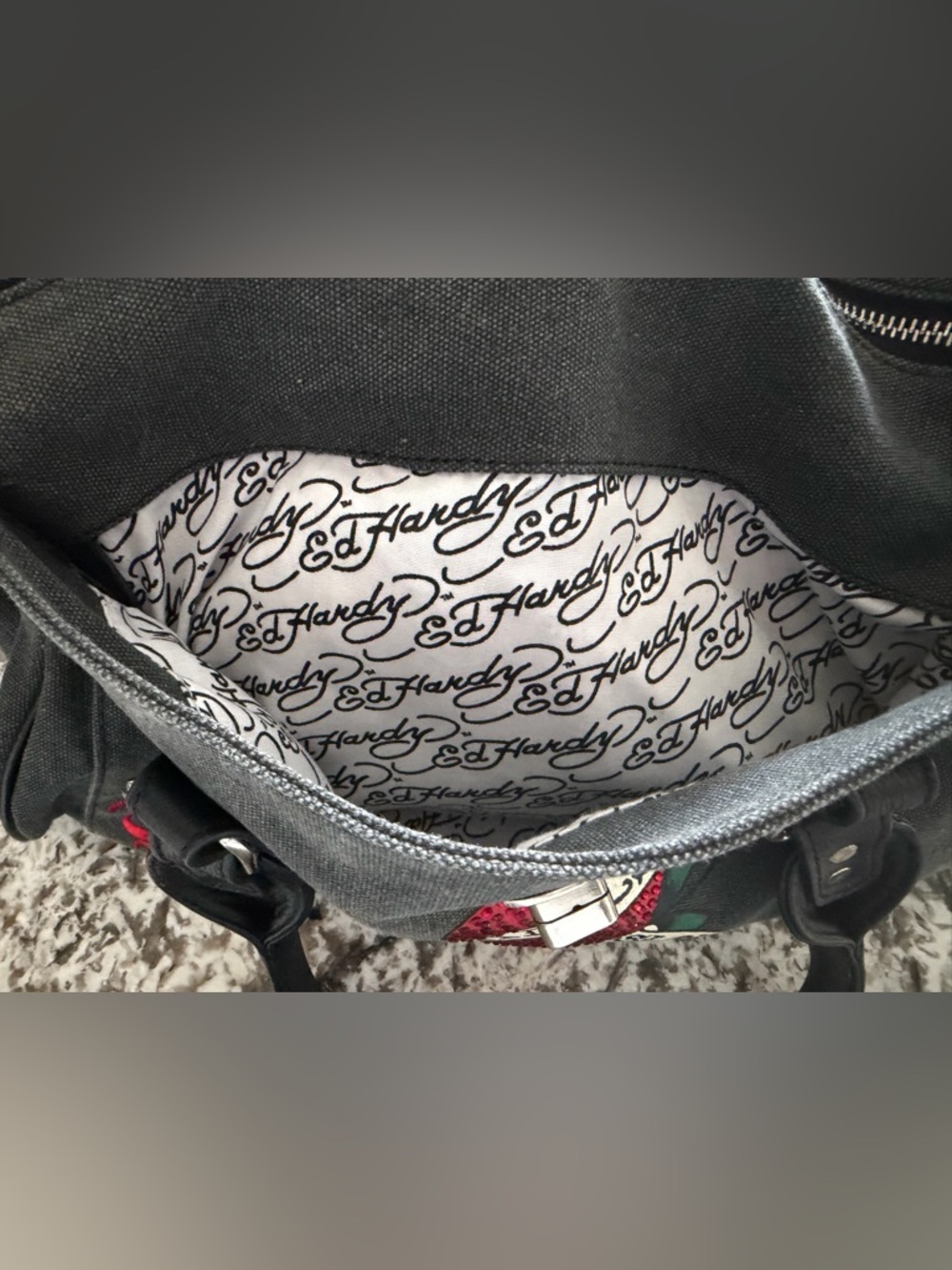 Authentic Vintage Y2K Ed Hardy “Love Kills Slowly” Bag - Picture 13 of 13